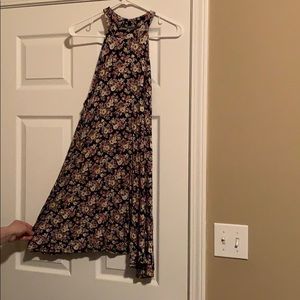 Meet your Posher, Ariel